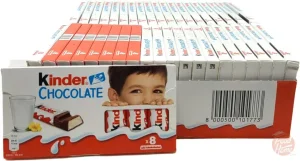 Kinder chocolate filled with milk cream, 100-g x 8-sticks boxes (tray of 40)
