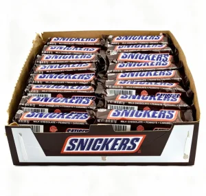 Snickers milk chocolate, peanuts, caramel, and nougat candy bar 1.86-ounce / 52.7-gram in wrapper (case of 48)